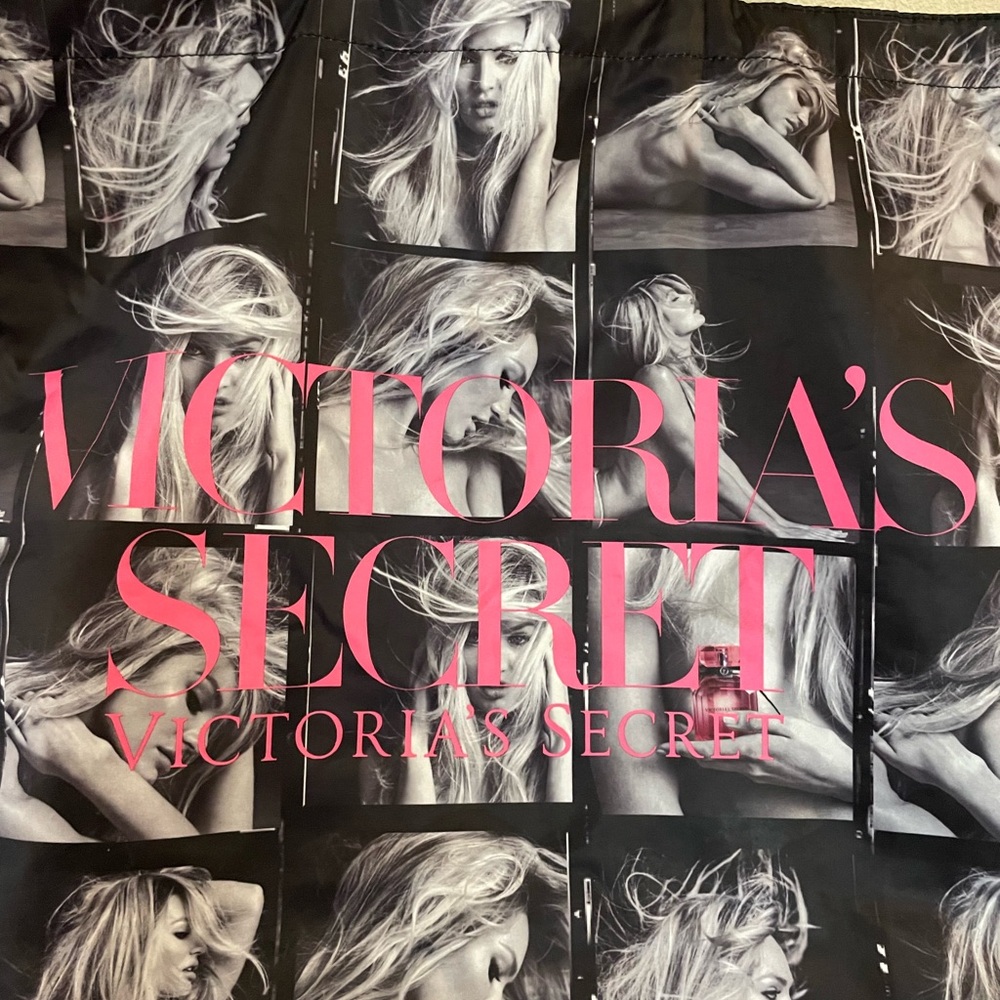 Victoria’s Secret Bombshell Tote Bag - Picture 3 of 11